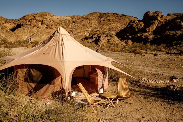 Image 4 for Queen Suite