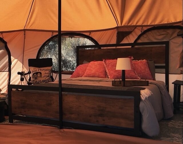 Image 13 for Queen Suite