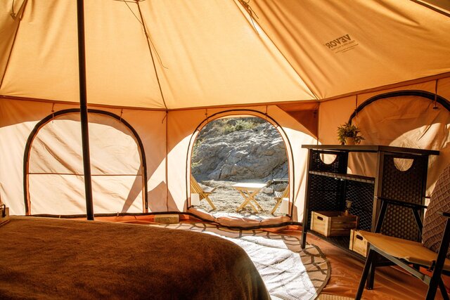 Image 3 for Queen Suite