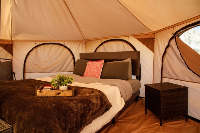 Image 5 for Queen Suite