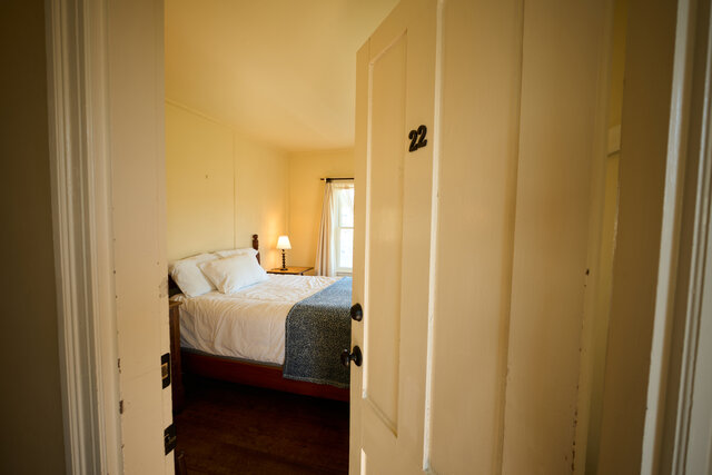 Image 2 for 22) Corner Double Meadow