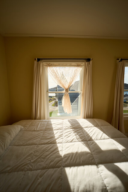 Image 3 for 21) Corner Double Ocean