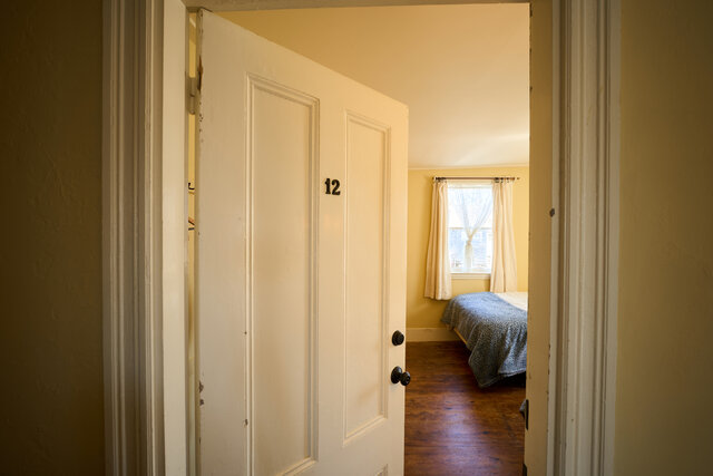 Image 3 for 12) Corner Double Meadow