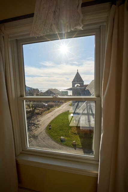 Image 8 for 21) Corner Double Ocean