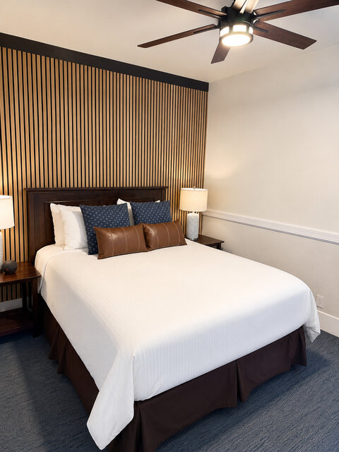Image 3 for 02) Oceanfront Suite Two