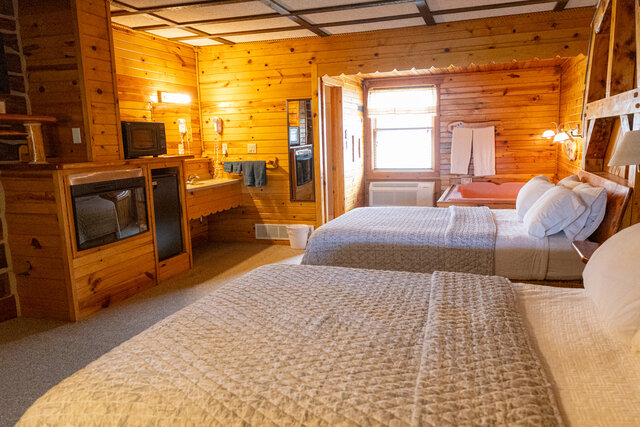 Image 3 for 2 Queen Beds