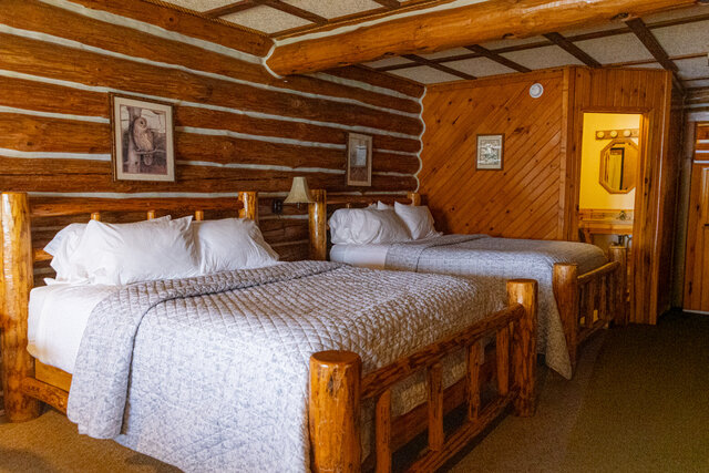 Image 2 for 2 Queen Beds