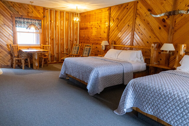 Image 1 for 2 Queen Beds