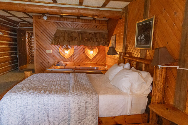 Image 2 for Queen Bed