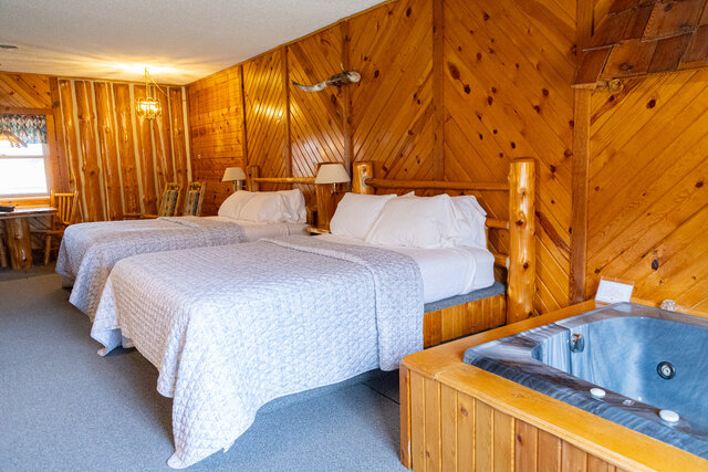 Image 2 for 2 Queen Beds