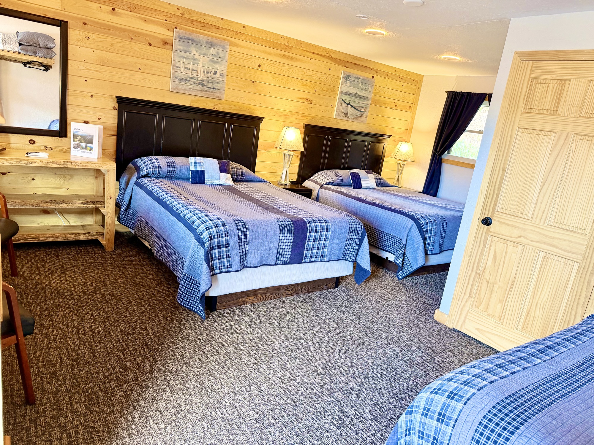 Image for Family Unit with Twin - Lodge