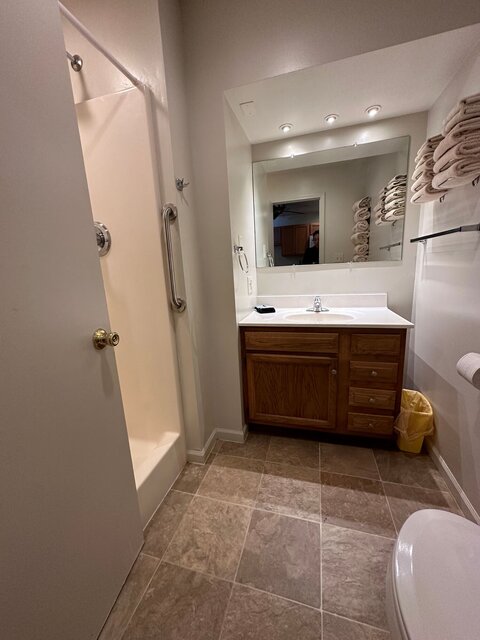 Image 3 for Large 2 Bedroom/ 1 Bath