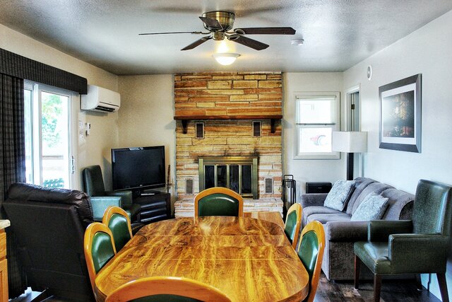 Image 4 for 3 Bedroom/1.5 Bath Suite