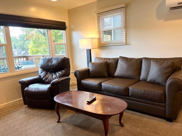 Image 11 for Large 2 Bedroom/ 1 Bath