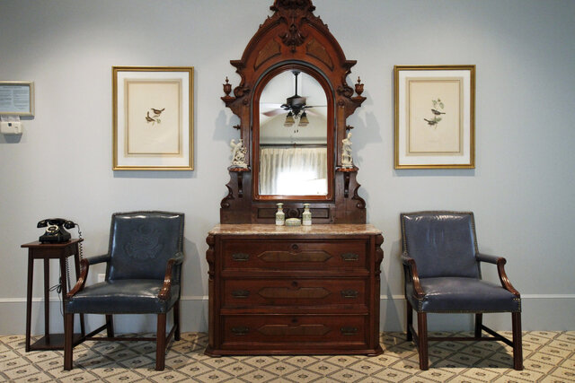 Image 3 for Chaska Main House