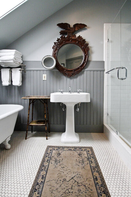 Image 2 for Chaska Main House