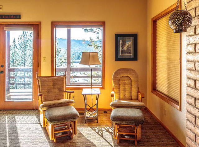 Image 11 for Large 3-story Lake View Cabin