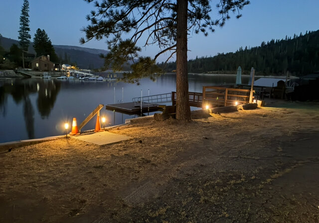 Image 5 for Lakefront Rustic Cabin