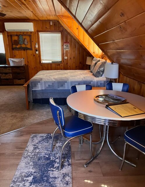 Image 11 for Pines Village Cabin Studio