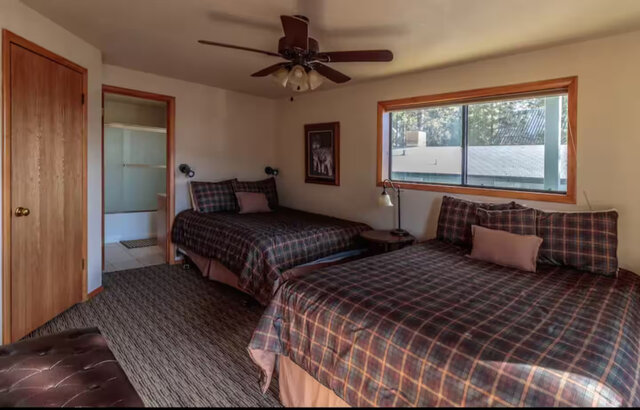 Image 24 for Large 3-story Lake View Cabin