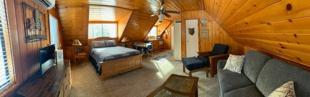 Image 9 for Pines Village Cabin Studio