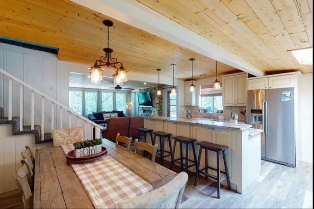 Image 5 for Paradise Cove