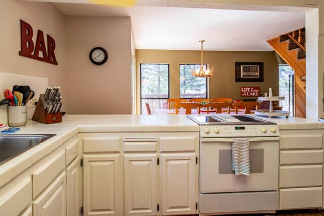 Image 4 for Hilltop Retreat - Cox