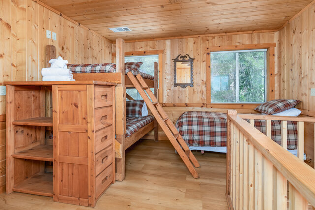 Image 5 for Bass Lake Lakeview Luxe With Boat Slip & Marina