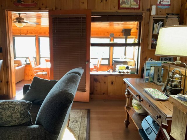 Image 12 for Lakefront Whitney Cove