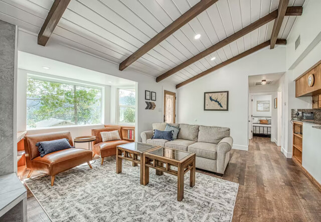 Image 4 for Good Vibes Getaway Lake Views, Private Boat Slip