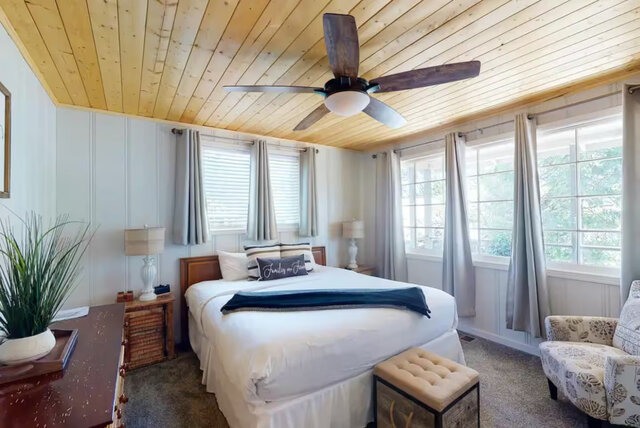 Image 16 for Paradise Cove