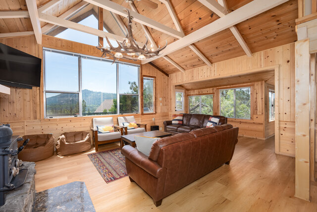 Image 20 for Bass Lake Lakeview Luxe With Boat Slip & Marina