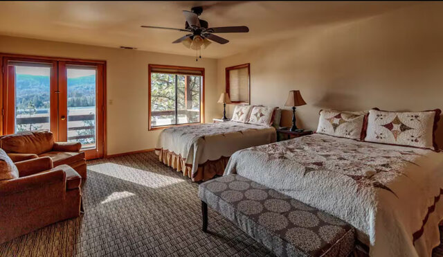 Image 18 for Large 3-story Lake View Cabin