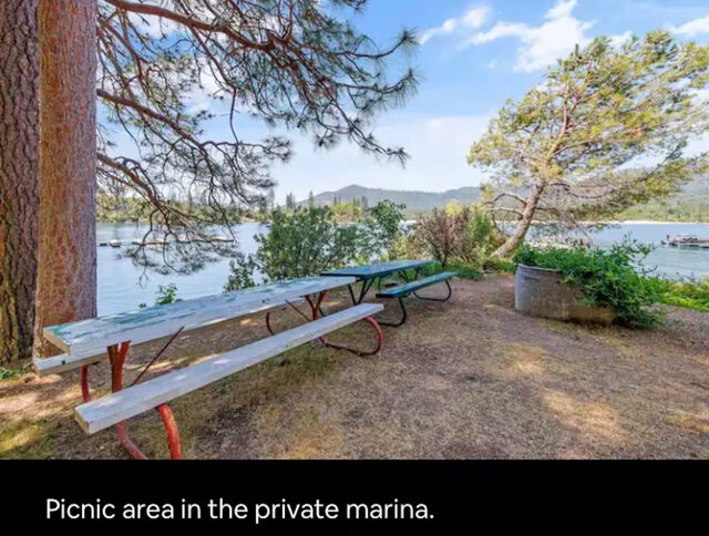 Image 25 for Shoreline Retreat