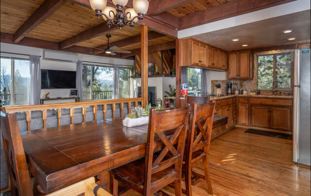 Image 6 for Martins Lakeview Lodge