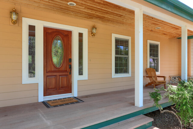 Image 12 for Oak Junction Lodge North Fork