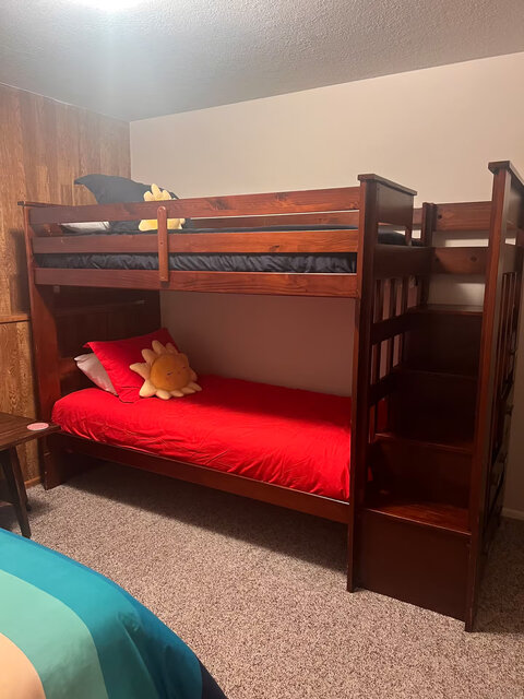 Image 19 for Groovy Lake View Cabin