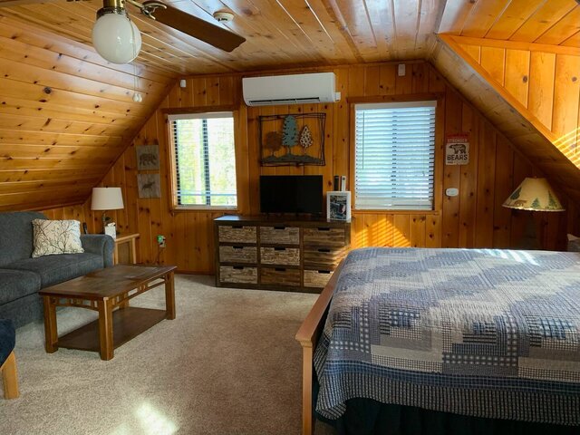 Image 13 for Pines Village Cabin Studio