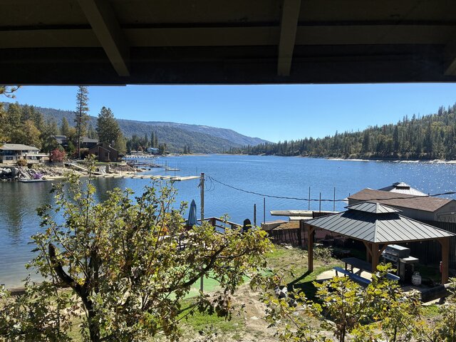 Image 25 for Lakefront Rustic Cabin