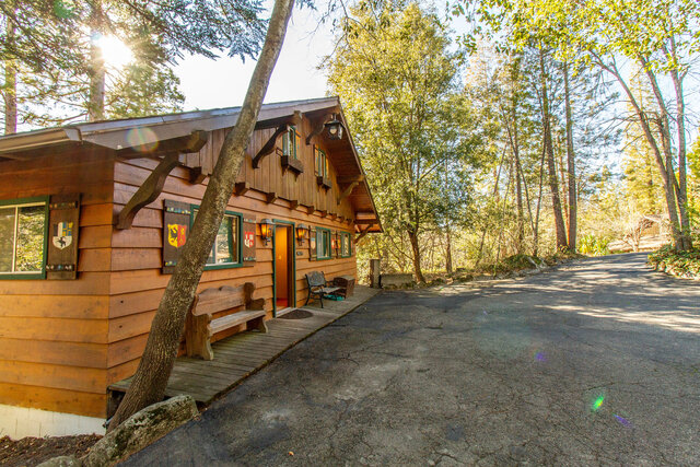 Image 3 for Lakefront in Bass Lake