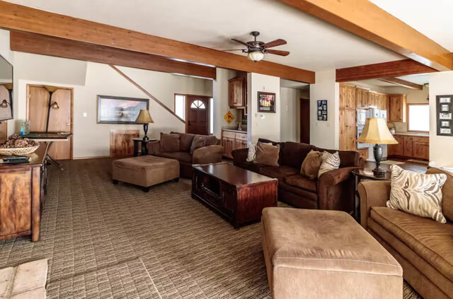 Image 8 for Large 3-story Lake View Cabin