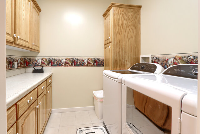 Image 8 for Oak Junction Lodge North Fork