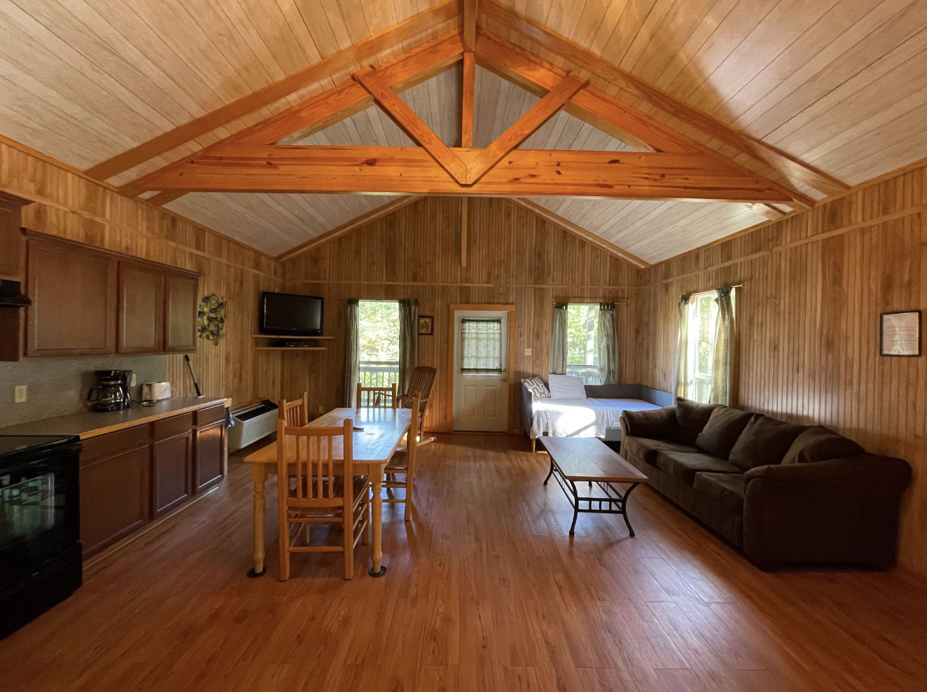 Wildwood Resort in Zwolle, Louisiana Cabin 22A