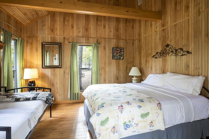 Wildwood Resort in Zwolle, Louisiana Cabin 25