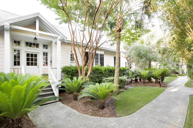 Image 11 for Harbor View Cottages