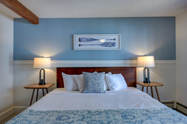 Image 3 for Maple Room