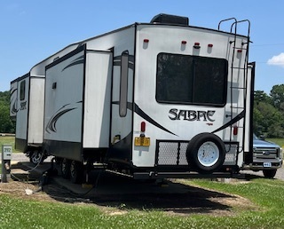 Image 1 for Pull-Thru  on site #212