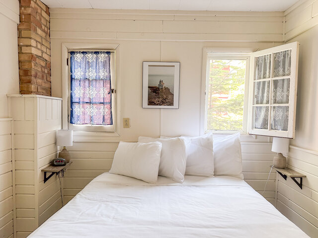 Image 2 for Cottage 7 1Q & Pullout