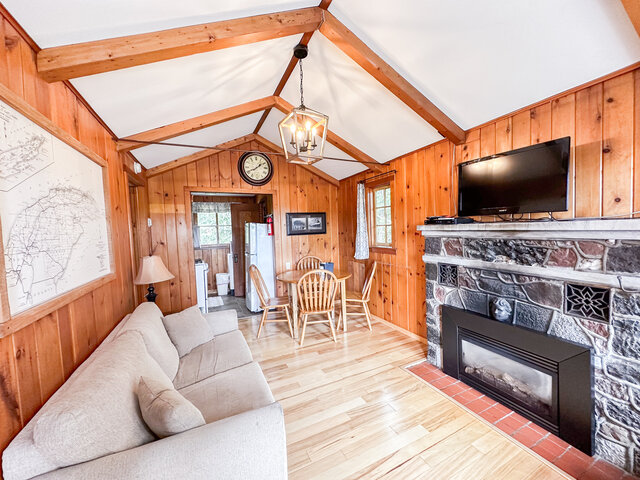 Image 8 for Cottage 8 1Q, 1F, 1T & Pullout