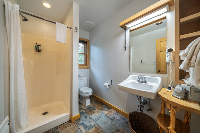 Image 5 for One Bedroom Cabin